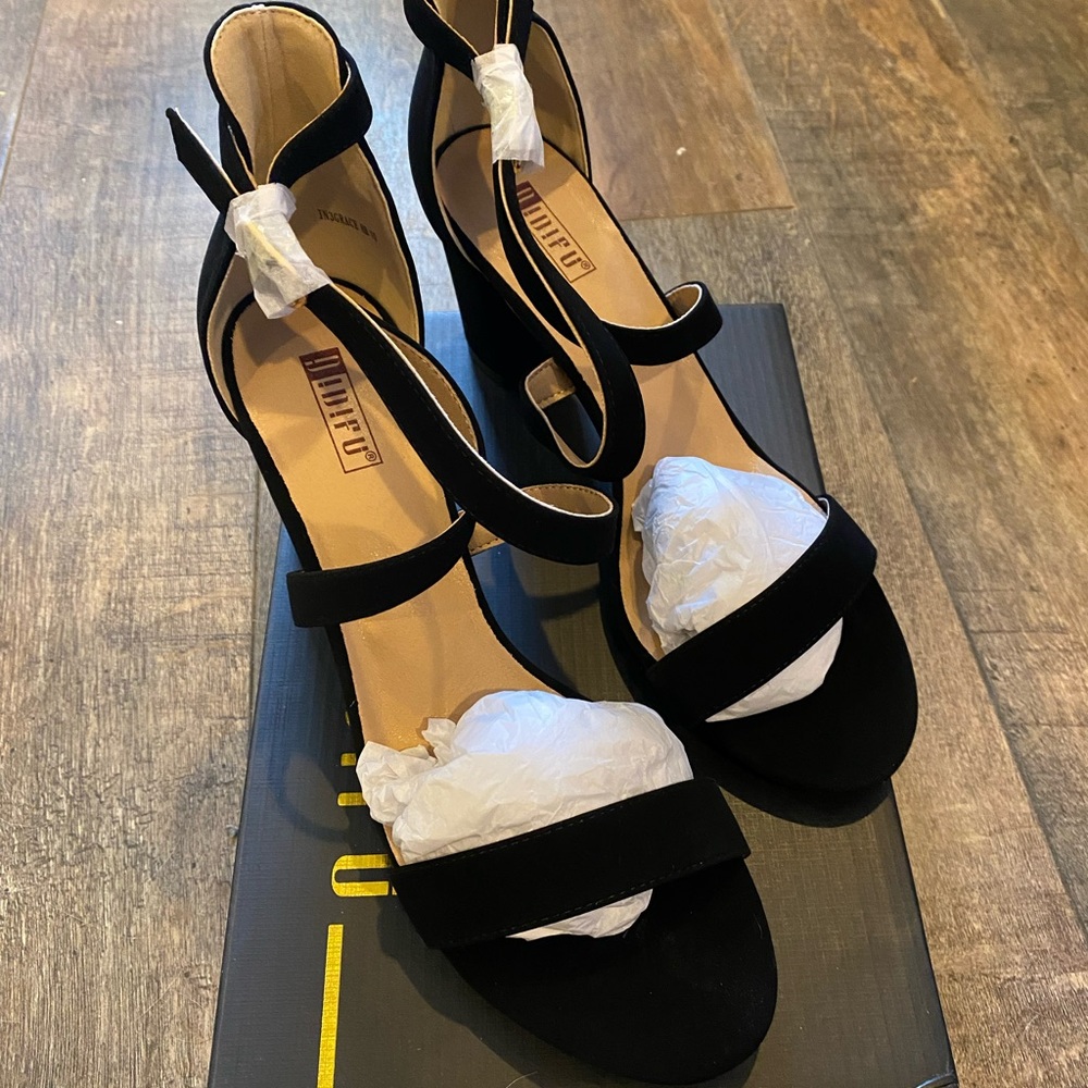 NWT 3” black suede block heels. Size 10.